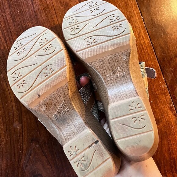Dansko Sand Lizard‎ Wedge Sandals Beige Double Leather Strap Size 40 (9.5-10) - Picture 5 of 6